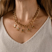 Collar Manos Cristal